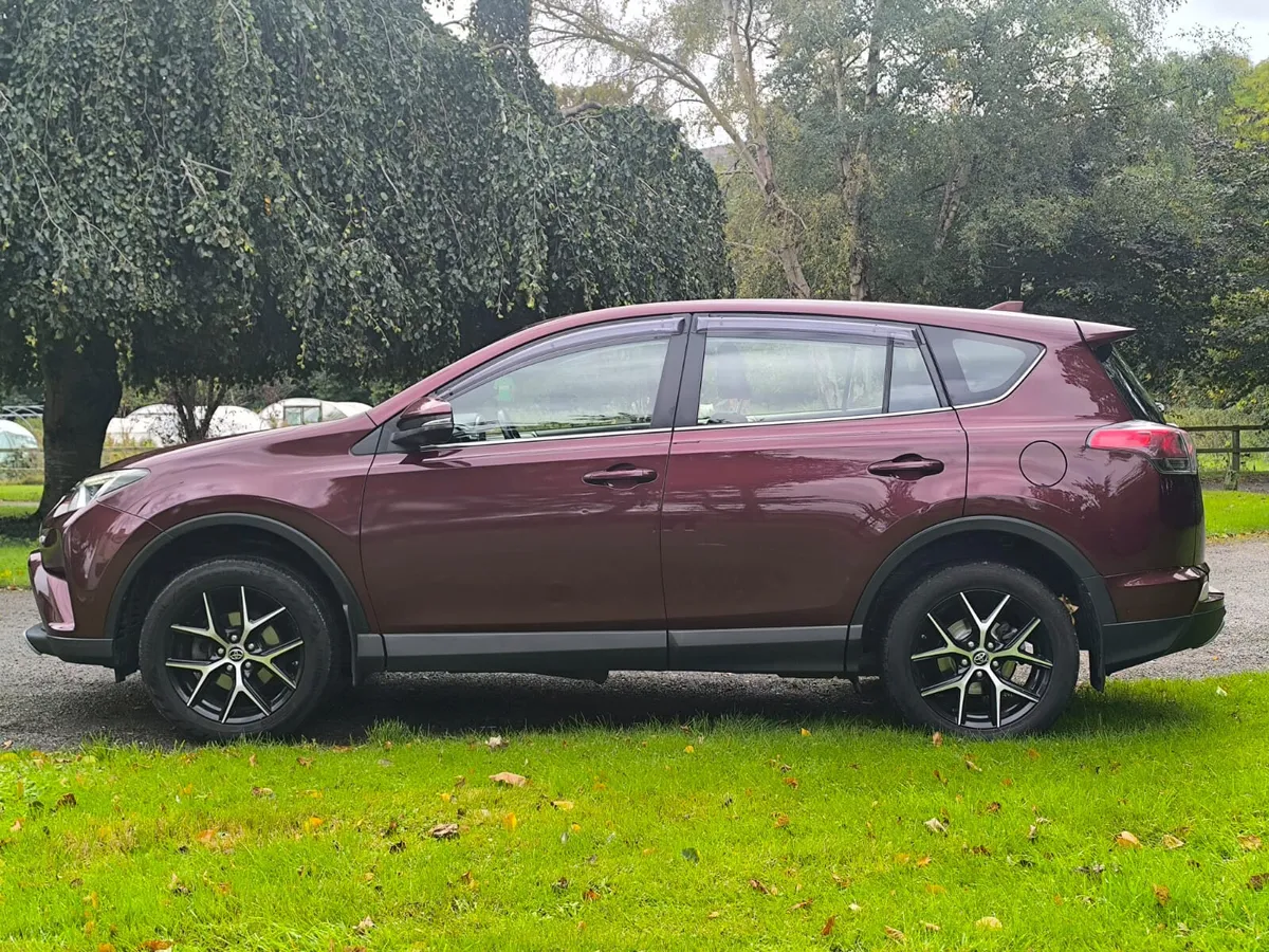2016 Toyota RAV4 2.0 D4D Luna Sport - Image 4
