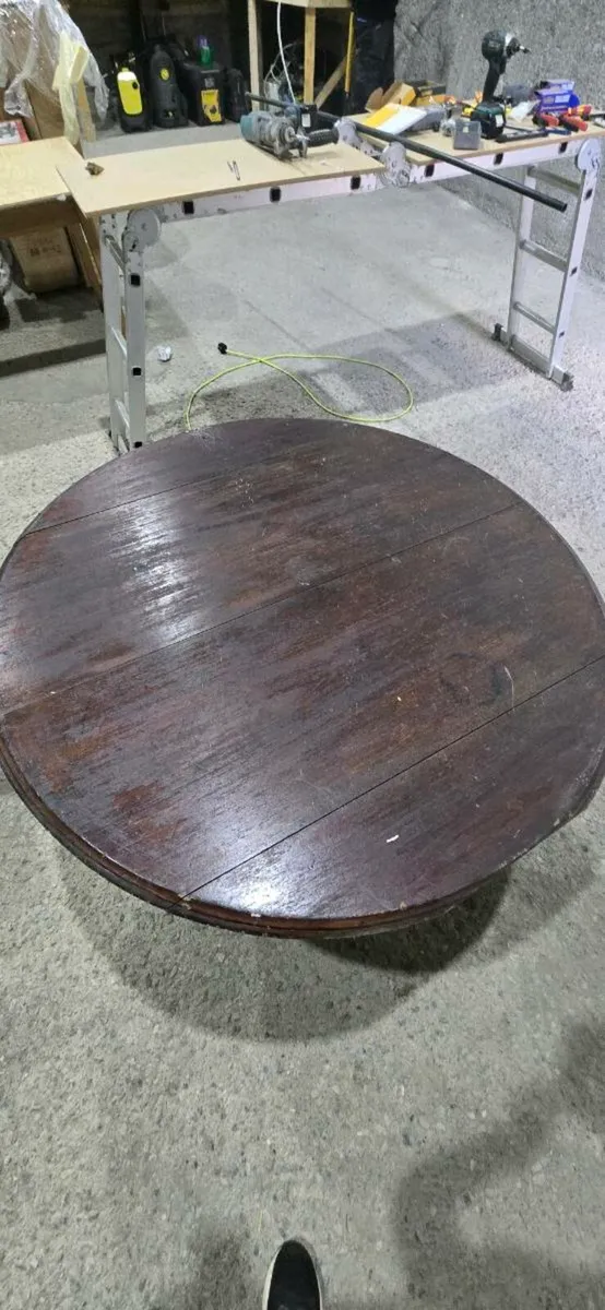 Mahogony Round Table - Image 2