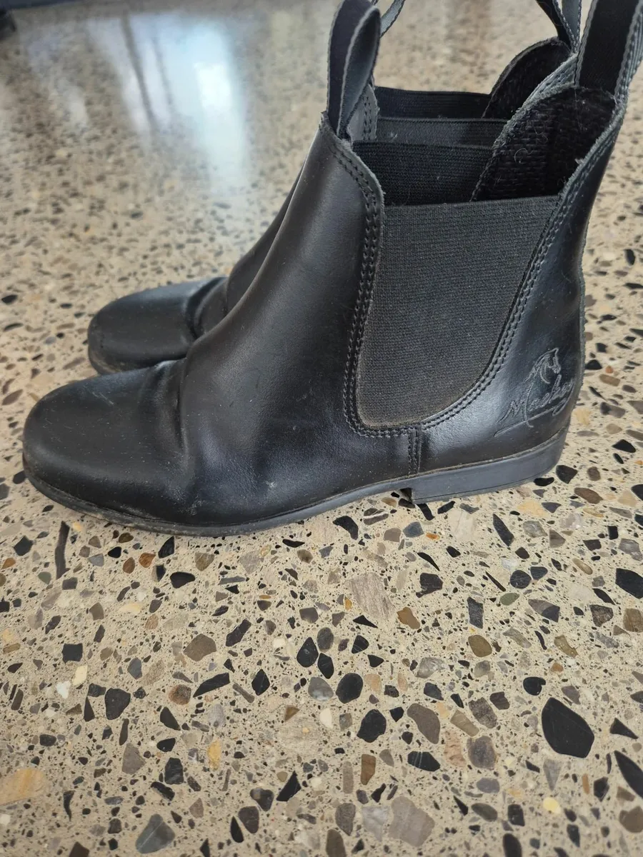 Mackey Riding Boots kids size 2 - Image 2
