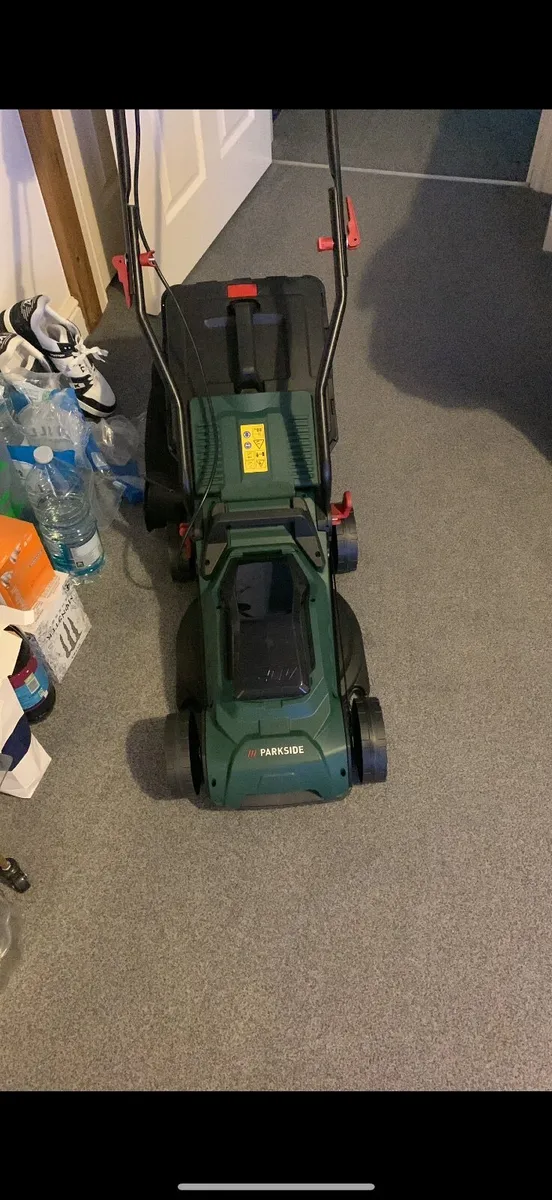 Cordless Electric Lawnmower - Image 1