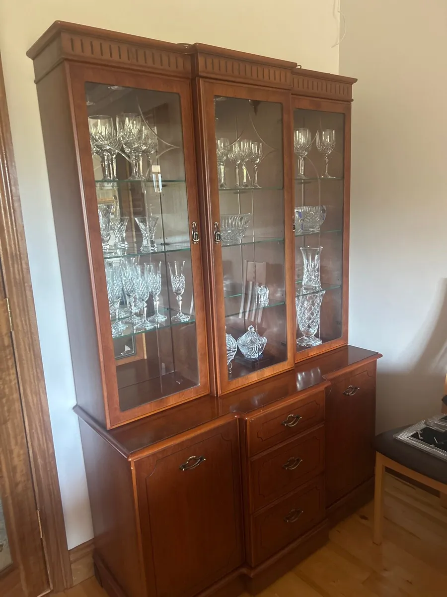 Cherry wood display cabinet - Image 1