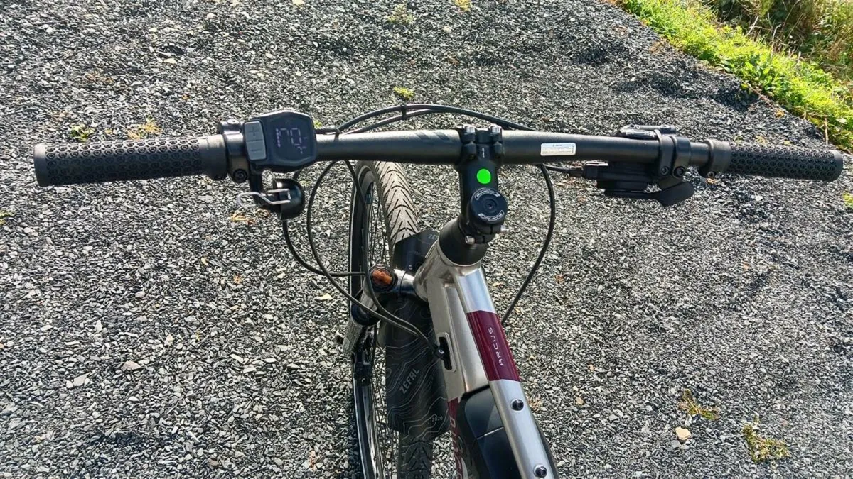 Electric bike - Image 2