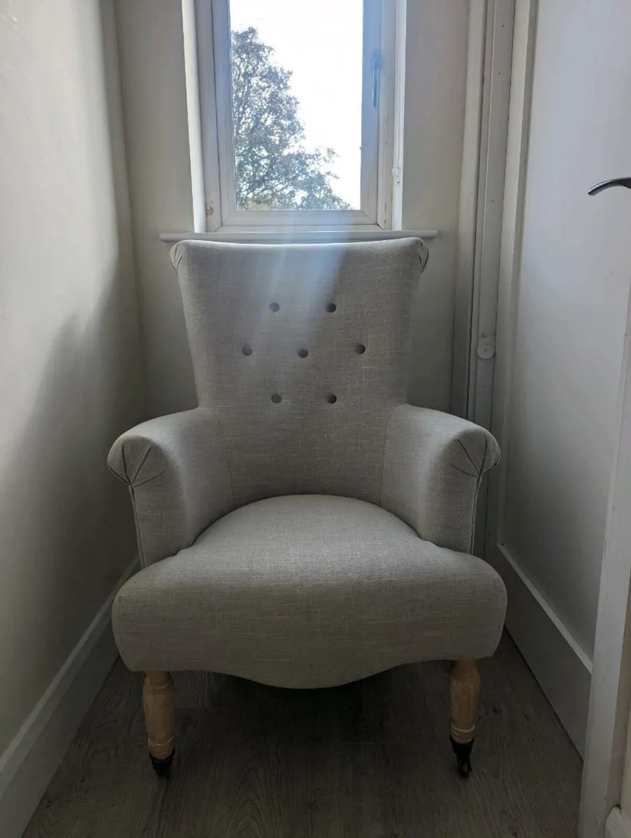 Chair - Image 3