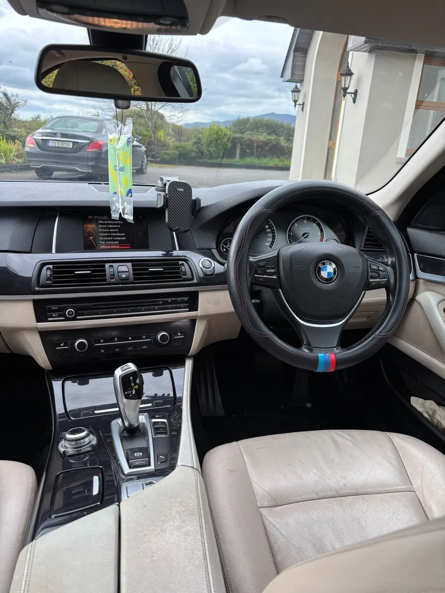 BMW 5-Series 2015 - Image 4