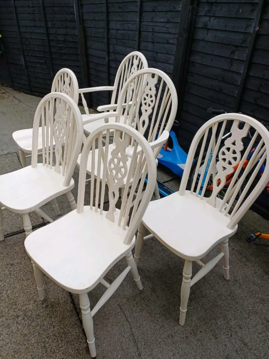 Antique Windsor Wheelback Kitchen Table & Chairs - Image 2