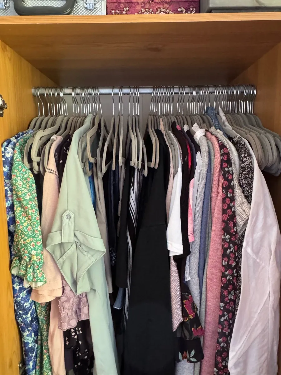 Free wardrobe - Image 3