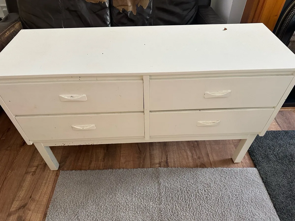 Cabinet - Image 1