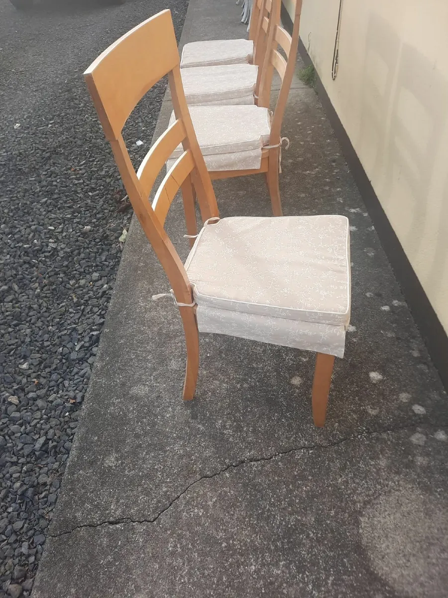 Kitchen chairs - Image 3