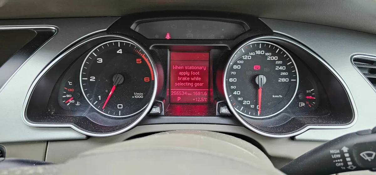 Audi A5 2008 2.7L Diesel - Image 2