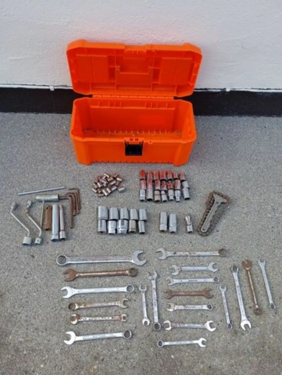 Sockets and Spanners - Image 1