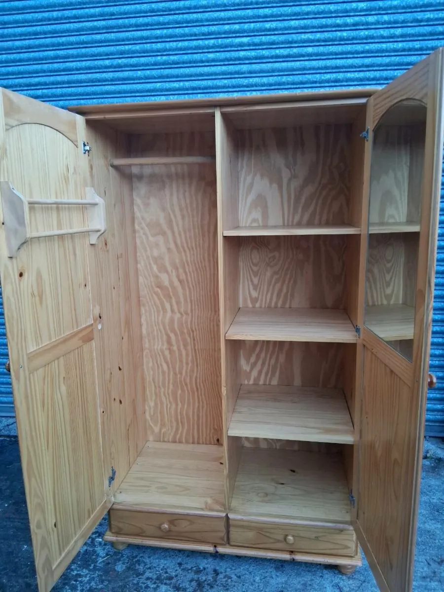 Pine wardrobe - Image 2