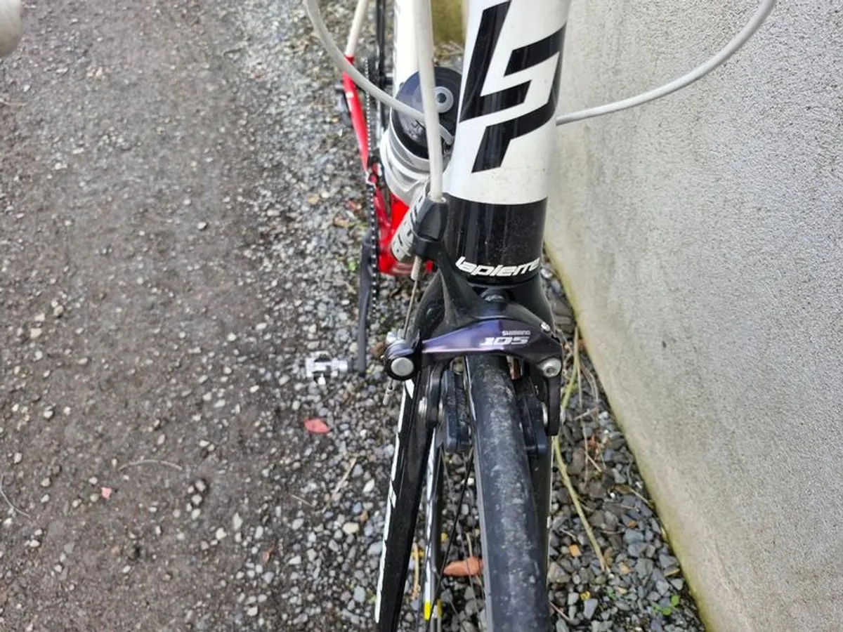 Lapierre road bike - Image 2