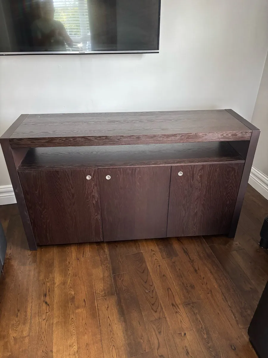 Console table