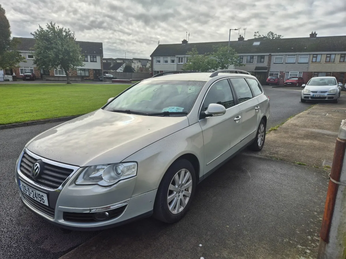 Volkswagen Passat 2009 - Image 3