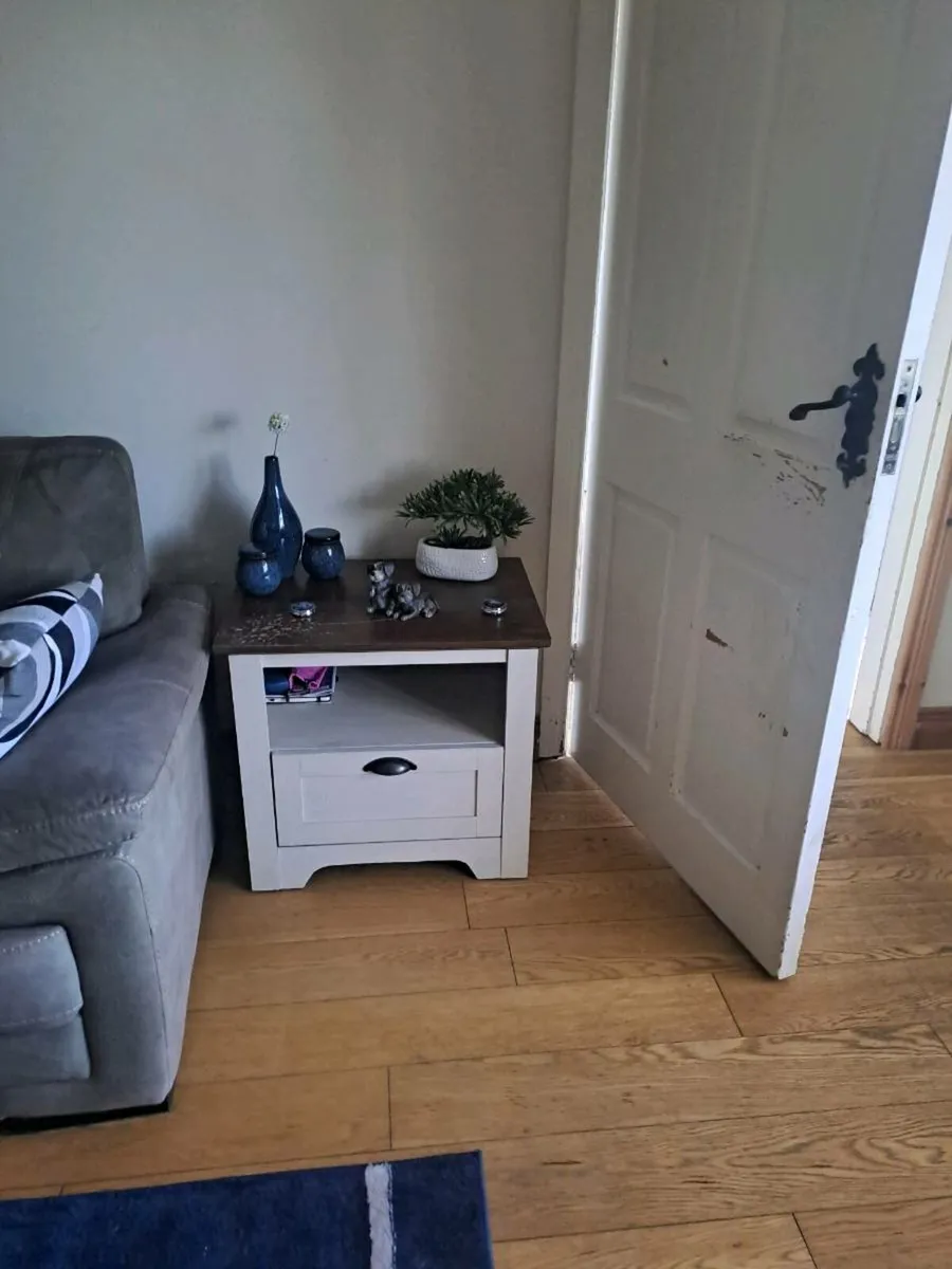 TV Unit, Coffee Table and 3 Side Tables - Image 4