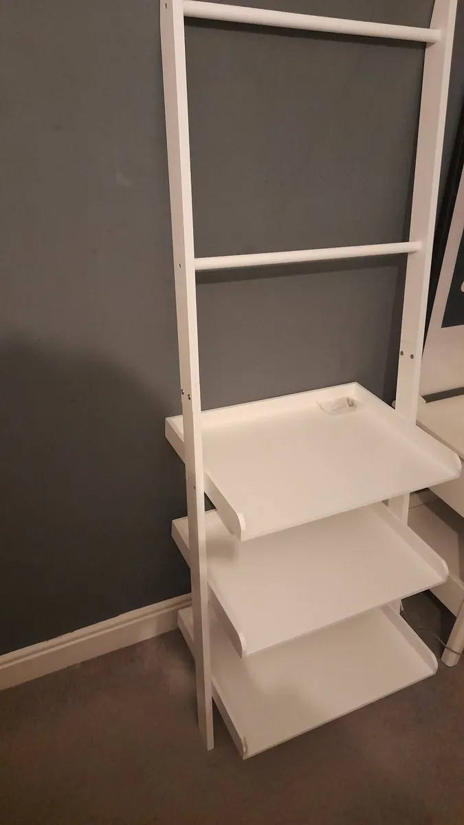 Bathroom towel and shelf unit - Image 2