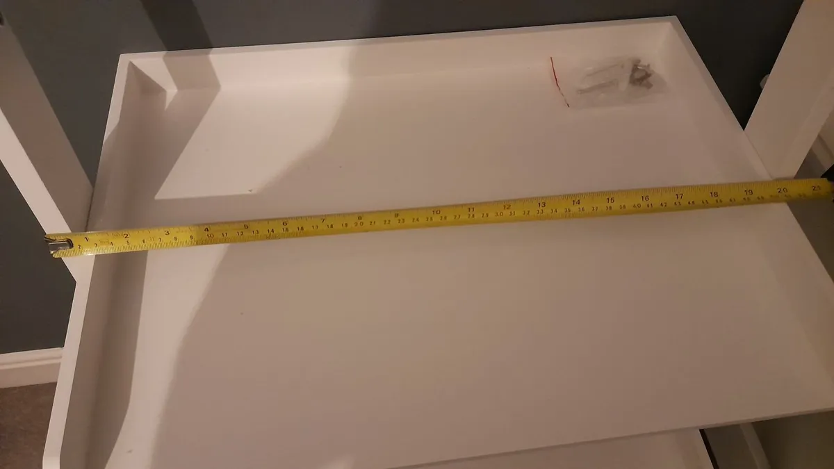 Bathroom towel and shelf unit - Image 4