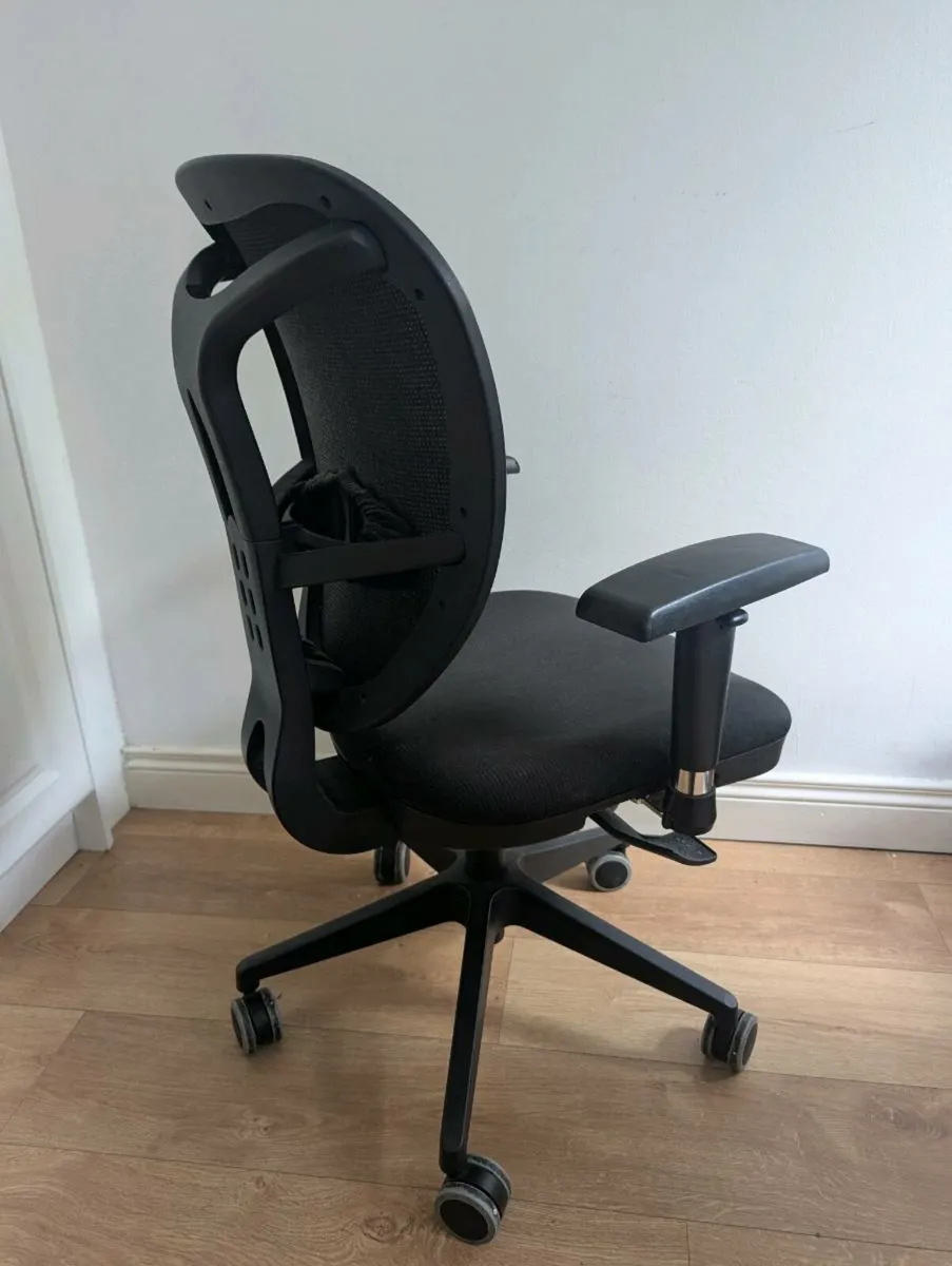 Office chair - Image 2