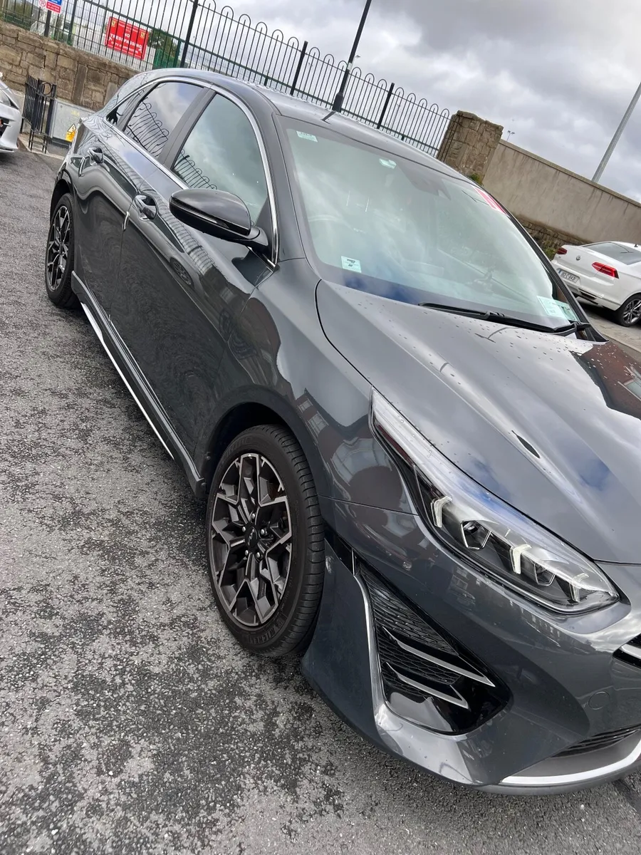 Kia Ceed 1.0 PETROL, GT LINE 2022 - Image 3