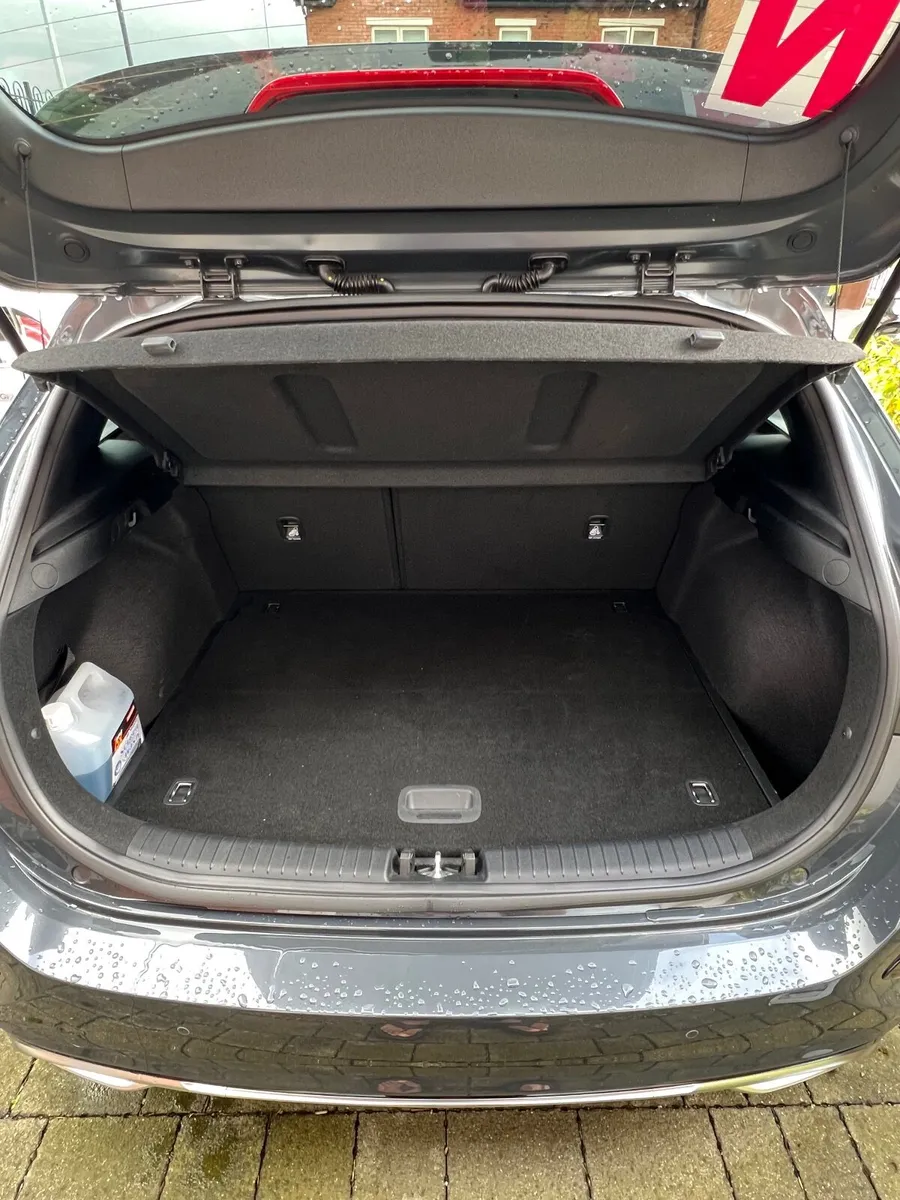 Kia Ceed 1.0 PETROL, GT LINE 2022 - Image 4