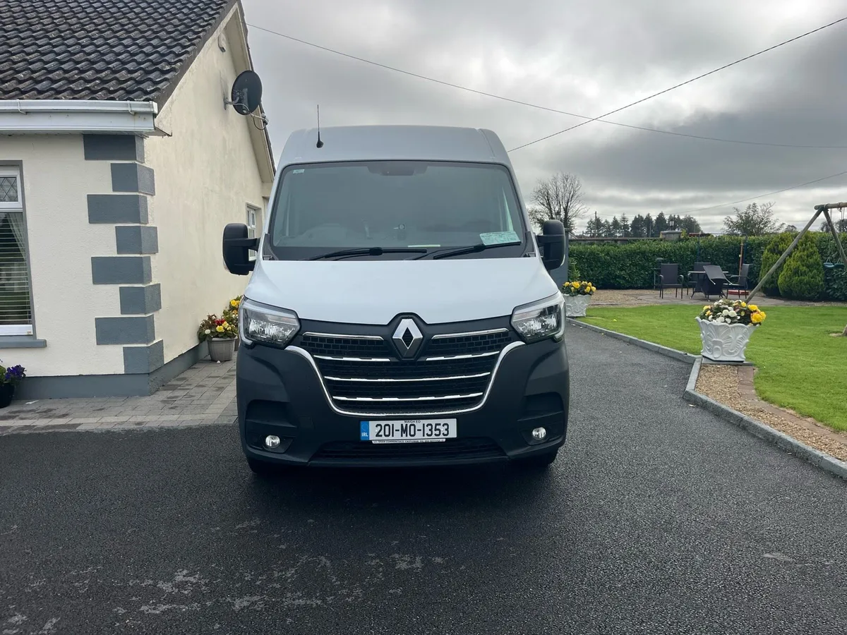Renault Master - Image 1