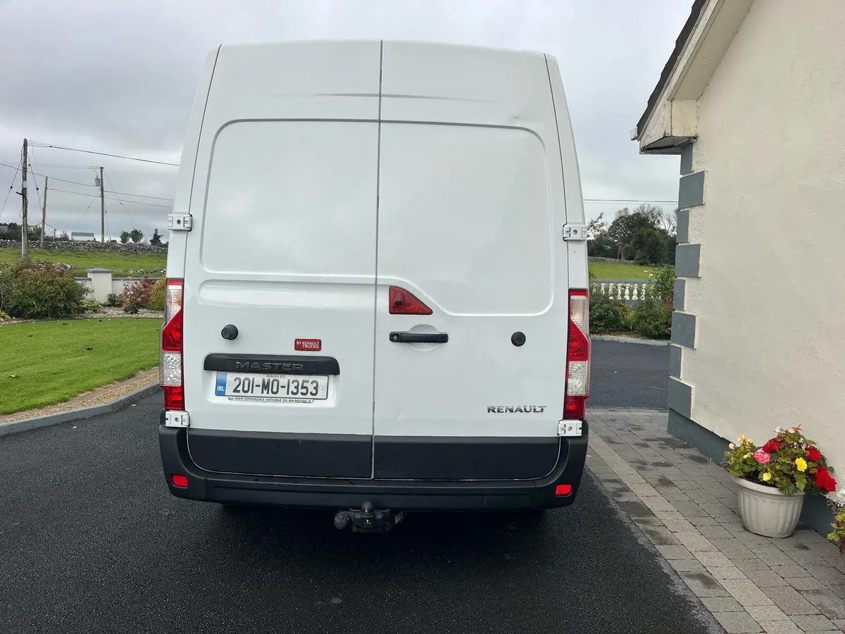 Renault Master - Image 3