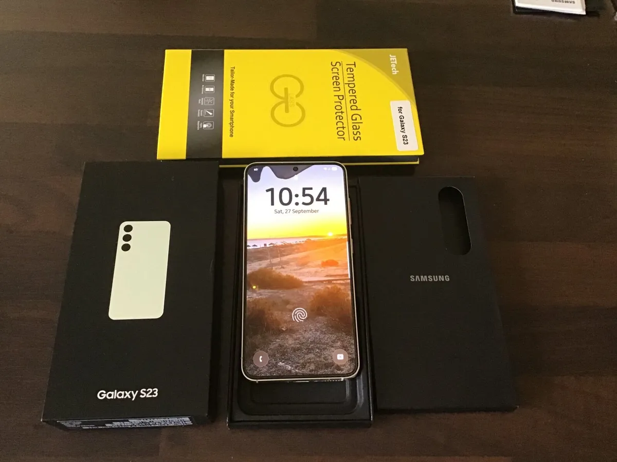 Samsung S23 - Image 1