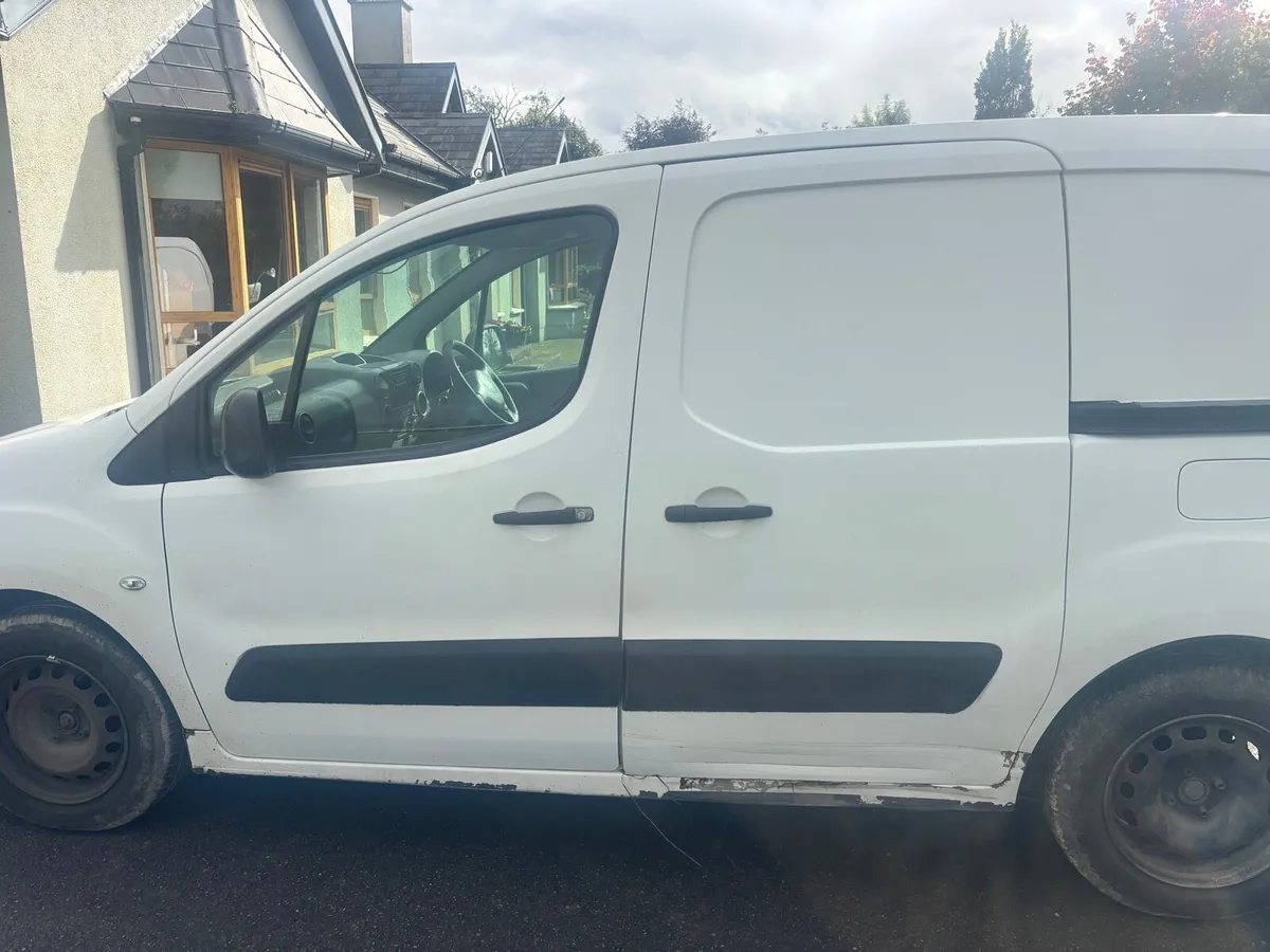 Citron Berlingo - Image 3