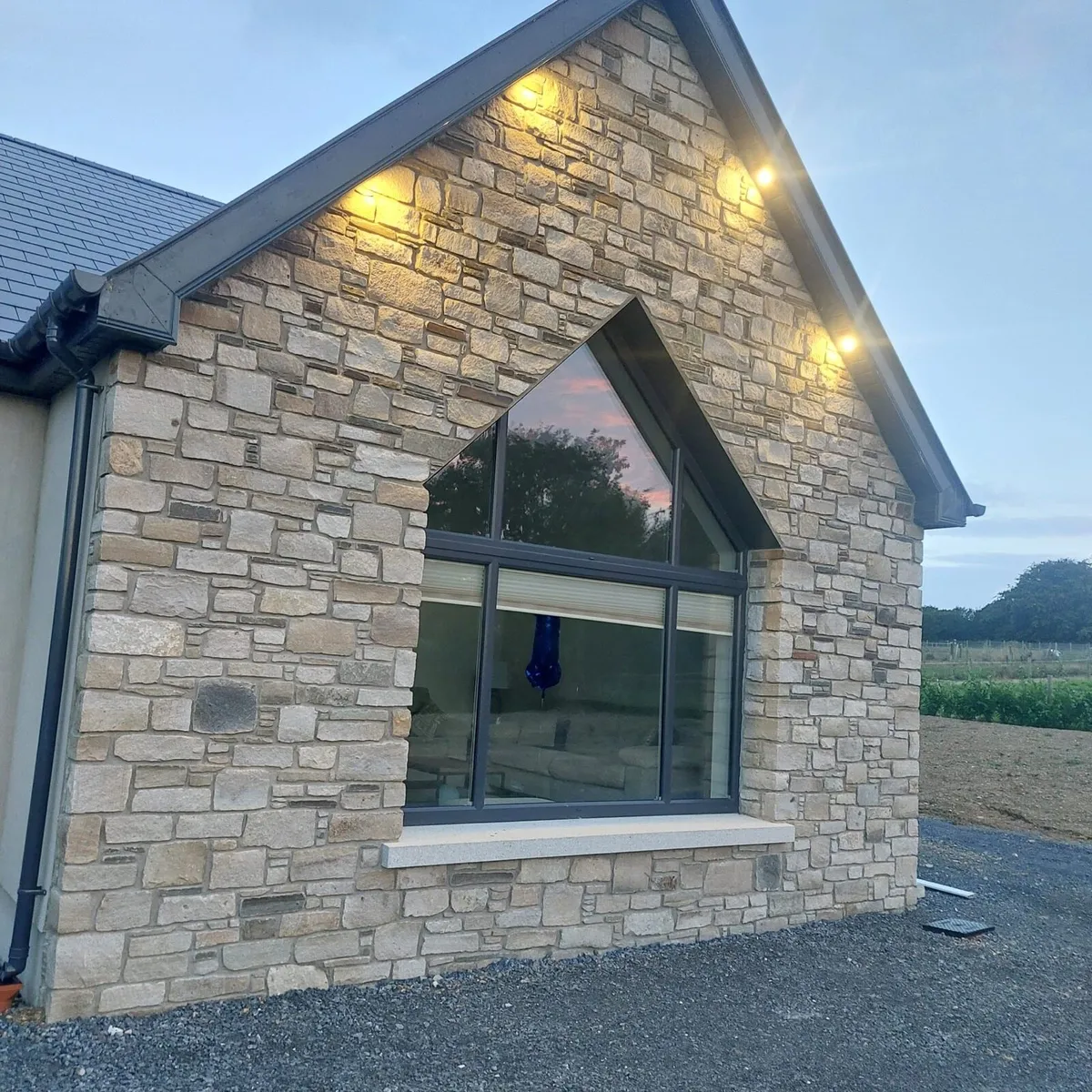 Stonemason/Blocklayer - Image 1