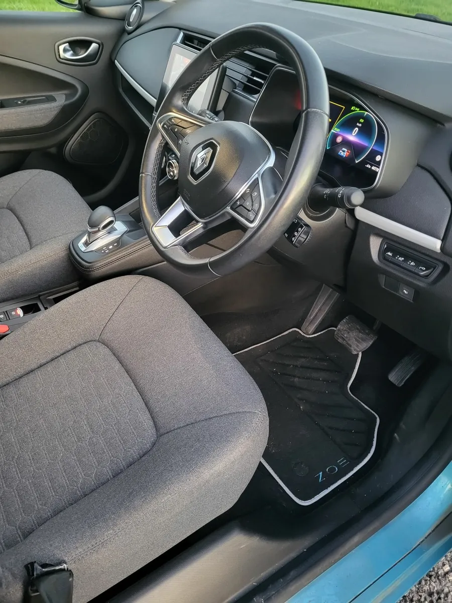 RENAULT ZOE ELECTRIC. 2022. CCS RAPID CHARGE€12950 - Image 4