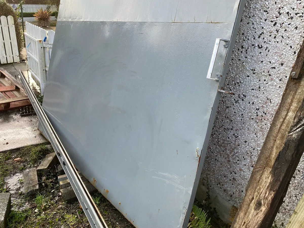 Shed / Garage metal door - Image 2