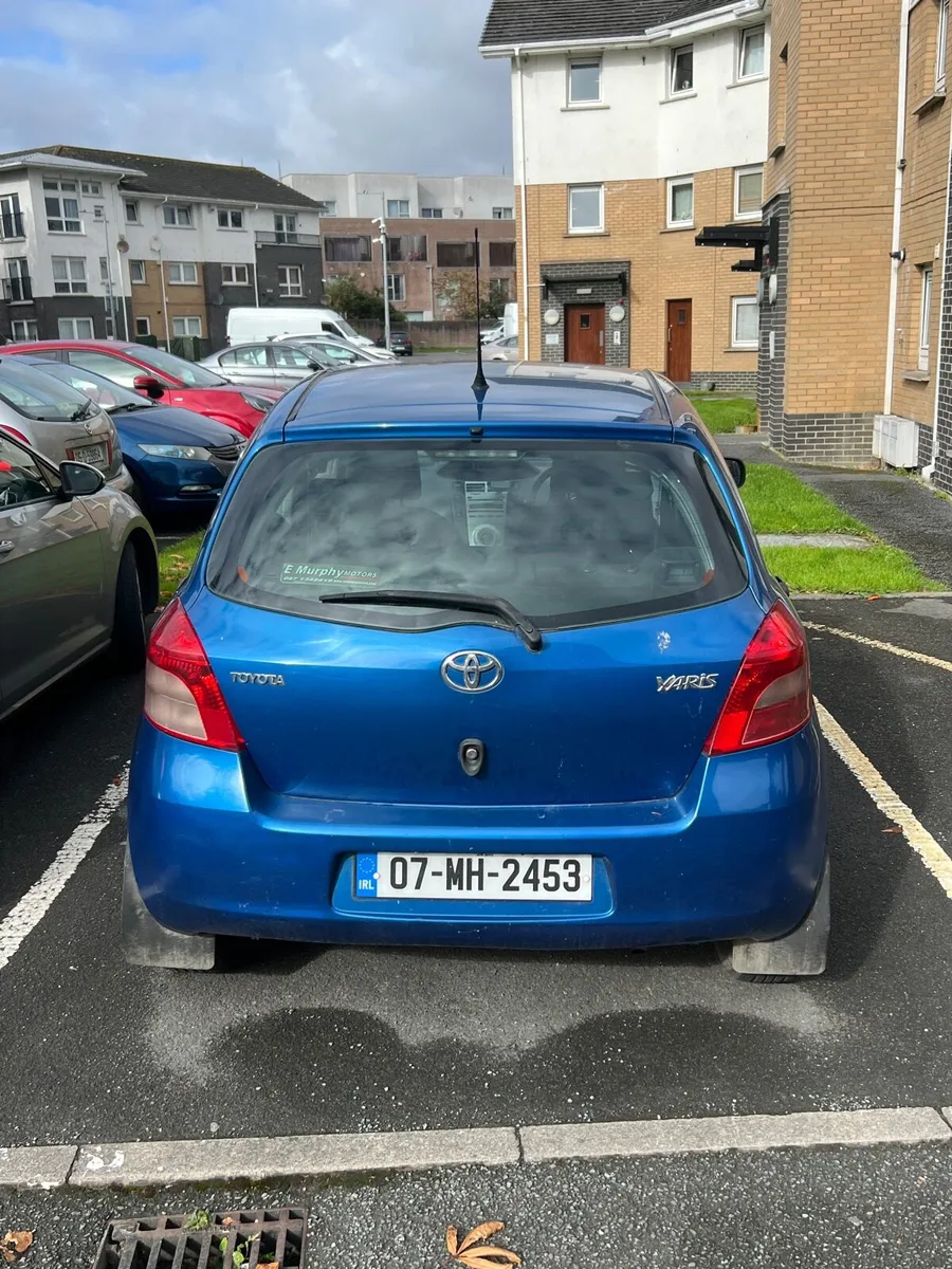 Toyota yaris - Image 2