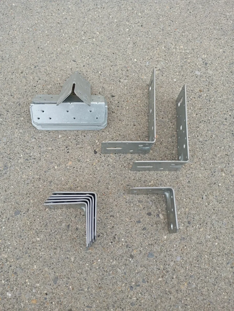 Angle Brackets - Image 1