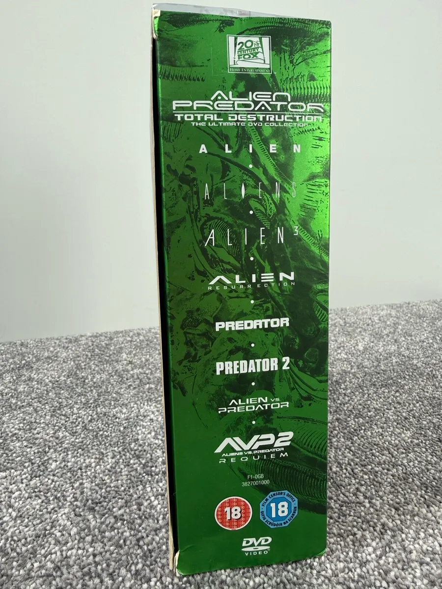 Alien Predator DVD box set - Image 2