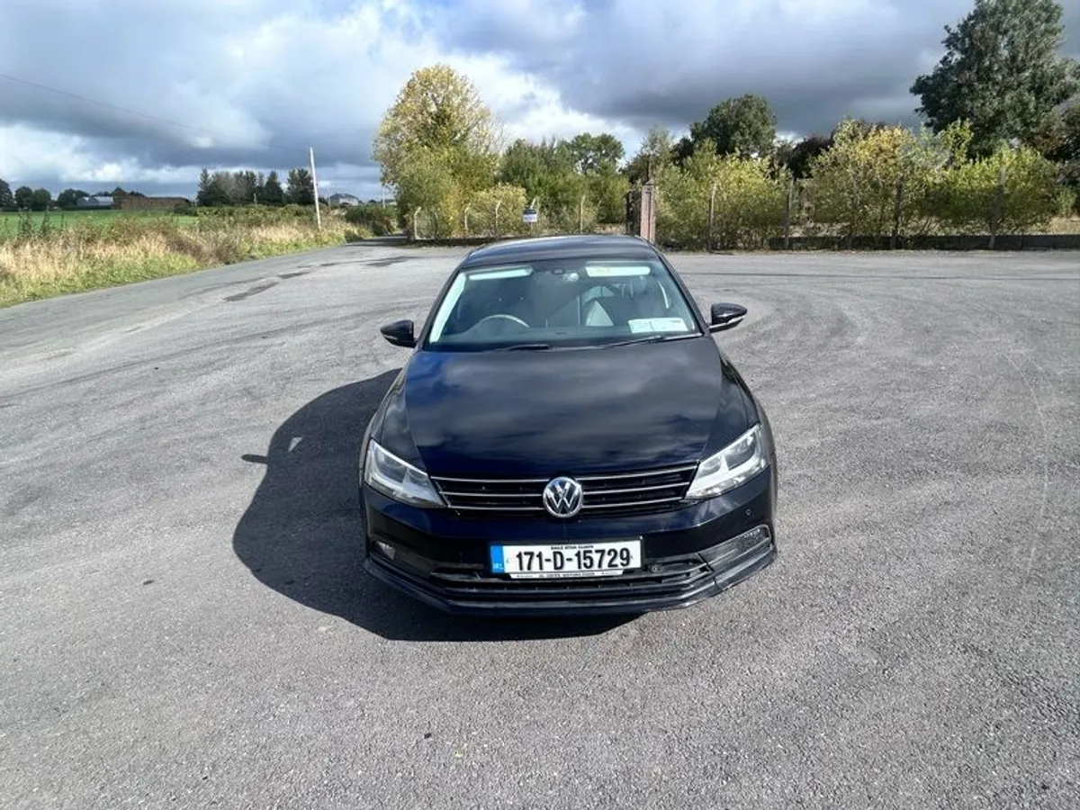 2017 Volkswagen Jetta - Image 1