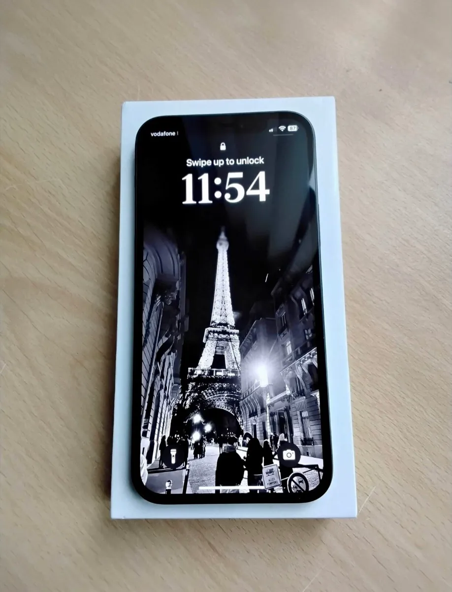 IPhone12 - Image 1