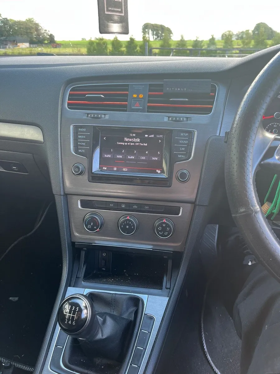 Volkswagen Golf 2013 - Image 3