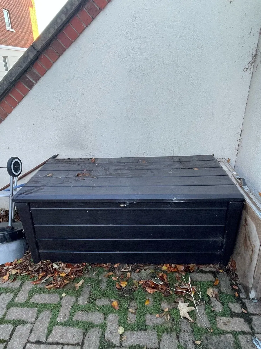 Garden storage box - Image 2