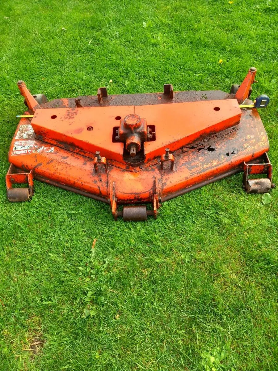 Kubota ride on deck - Image 1