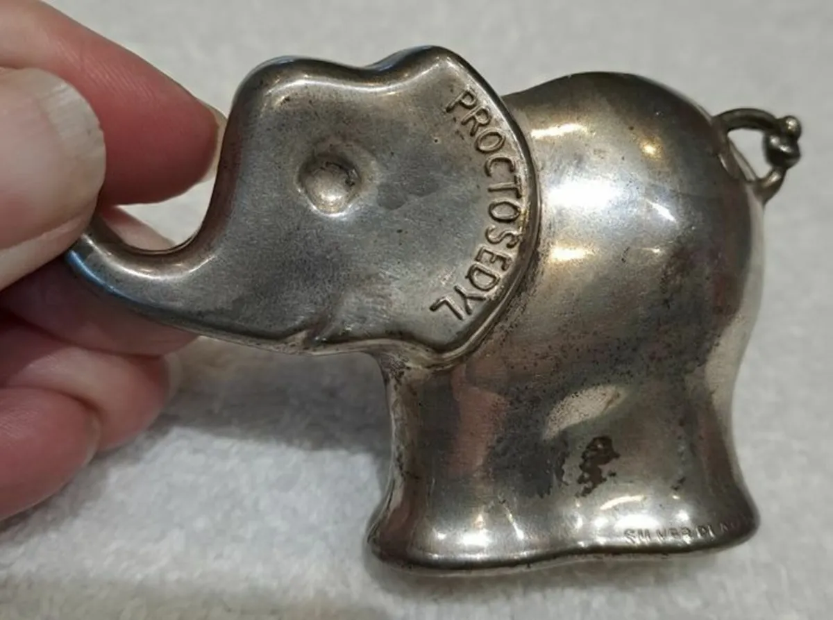 Vintage advertising elephant - Image 1