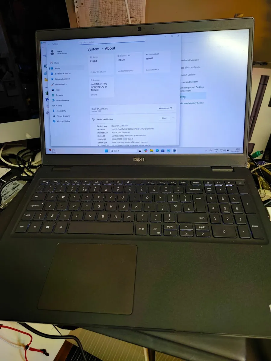 Dell Latitude 3510 - Image 1