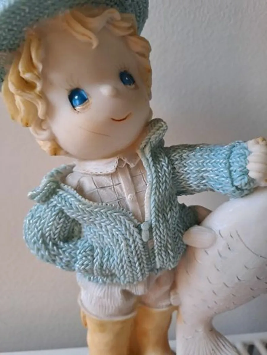 Vintage bisque boy holding a fish - Image 3