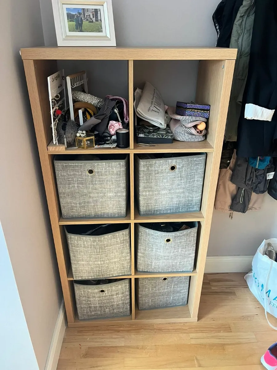 Cube storage unit - Image 1