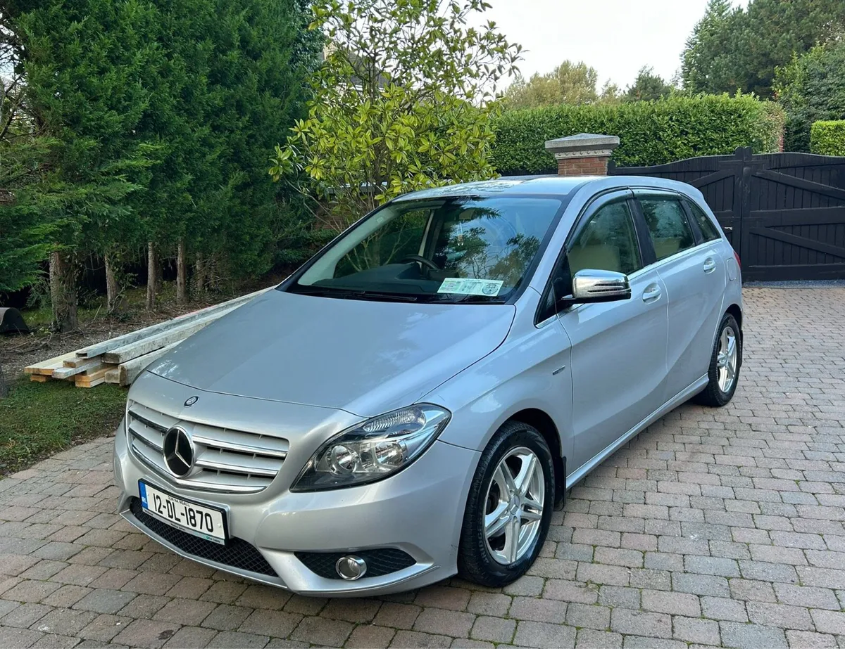 Mercedes B180 Auto . Fantastic Condition €6950 - Image 1