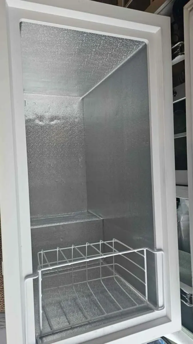 PowerPoint chest freezer 197L - Image 3