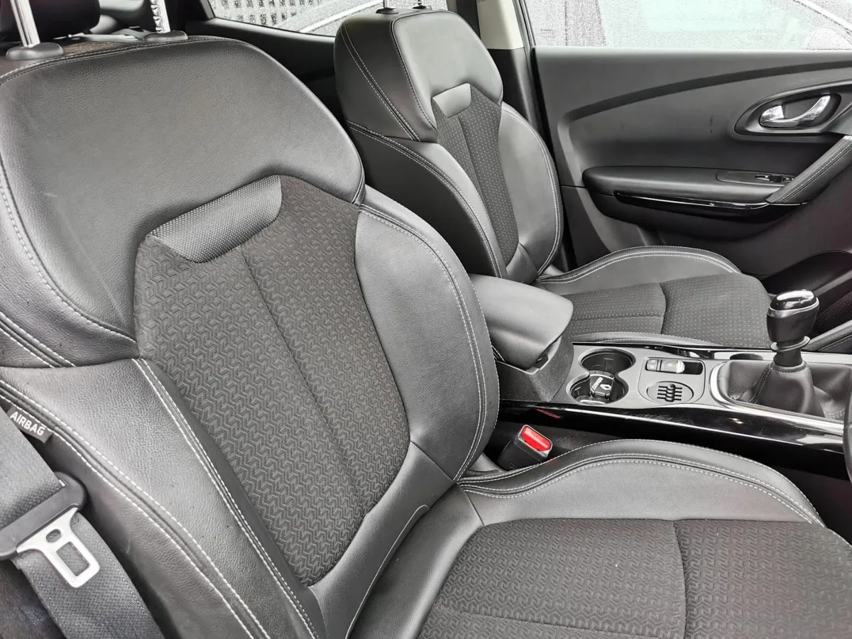 Renault Kadjar 2015 -> 6-8 seater swap only - Image 3