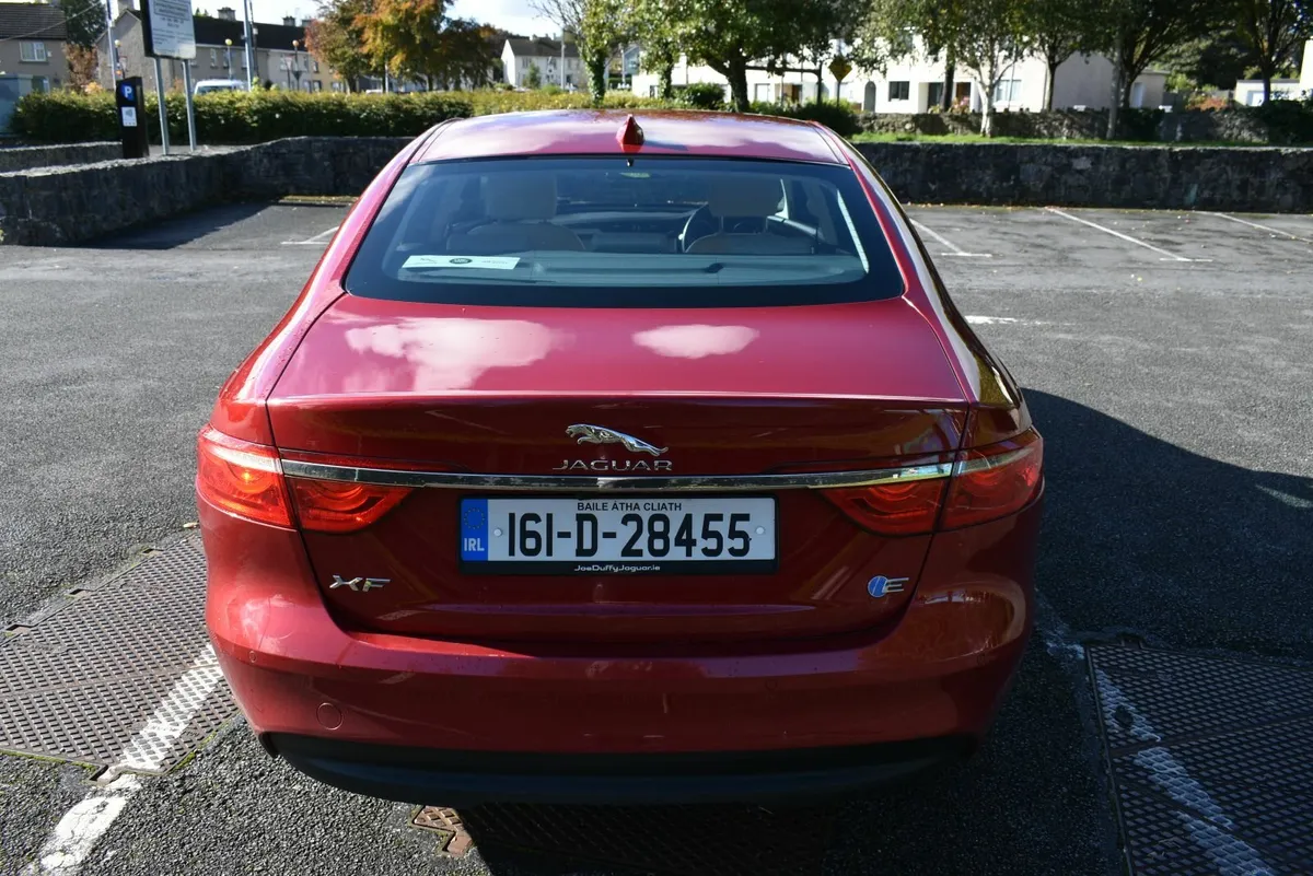 Jaguar XF PORTFOLIO 2016 2.0D Automatic 87000 km - Image 3