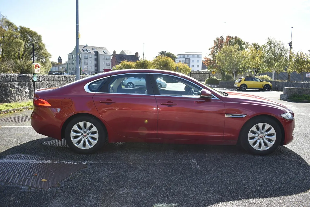 Jaguar XF PORTFOLIO 2016 2.0D Automatic 87000 km - Image 4