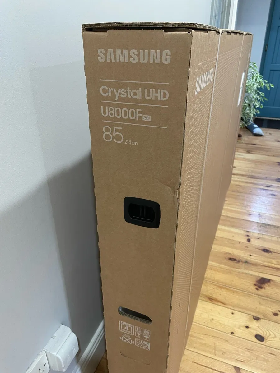 Samsung 85” Smart Tv - Image 2