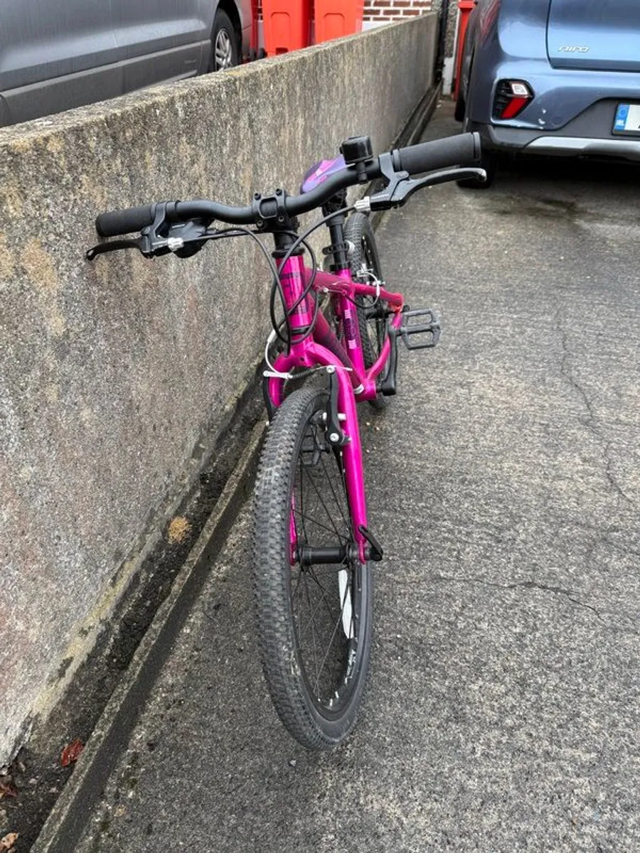 Cuda trace 20 girls bike. Excellent conditon suit 6-8 yo - Image 2